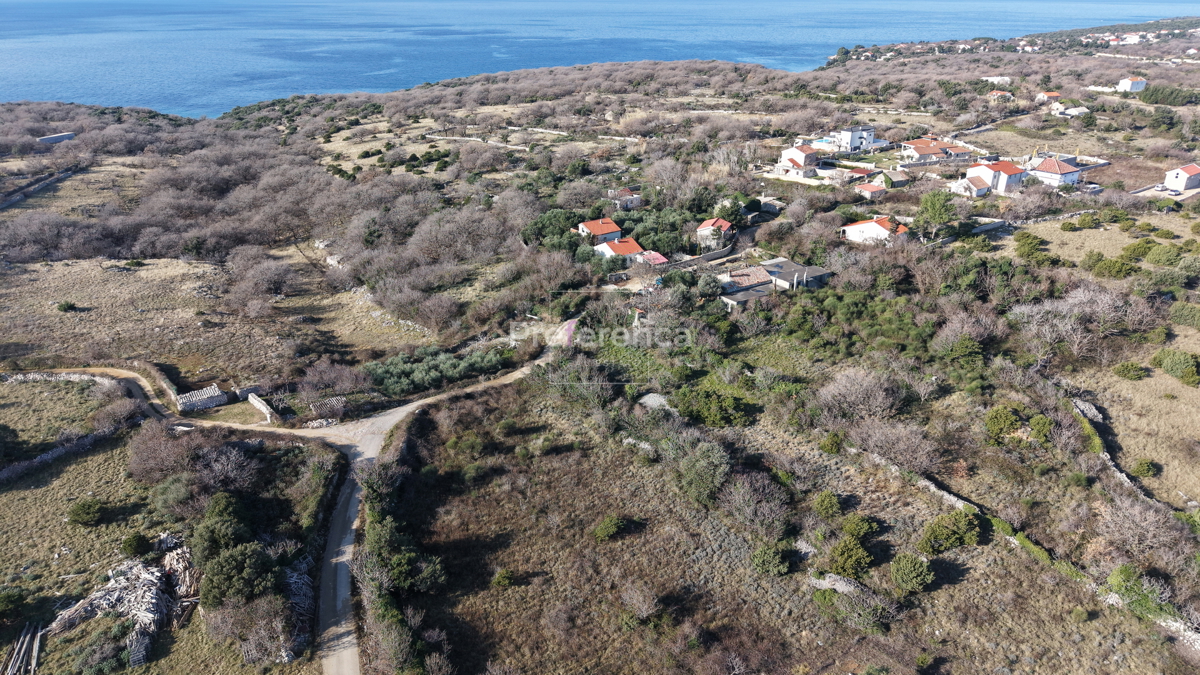 Novalja, Vidasovi stani - terreno agricolo adiacente alla zona edificabile