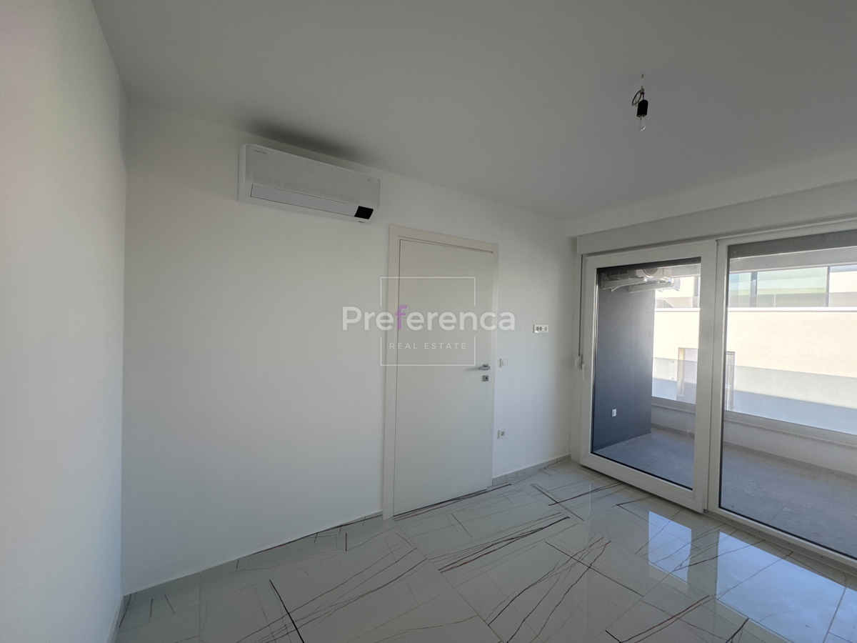 Novalja - appartamento con una camera da letto al secondo piano