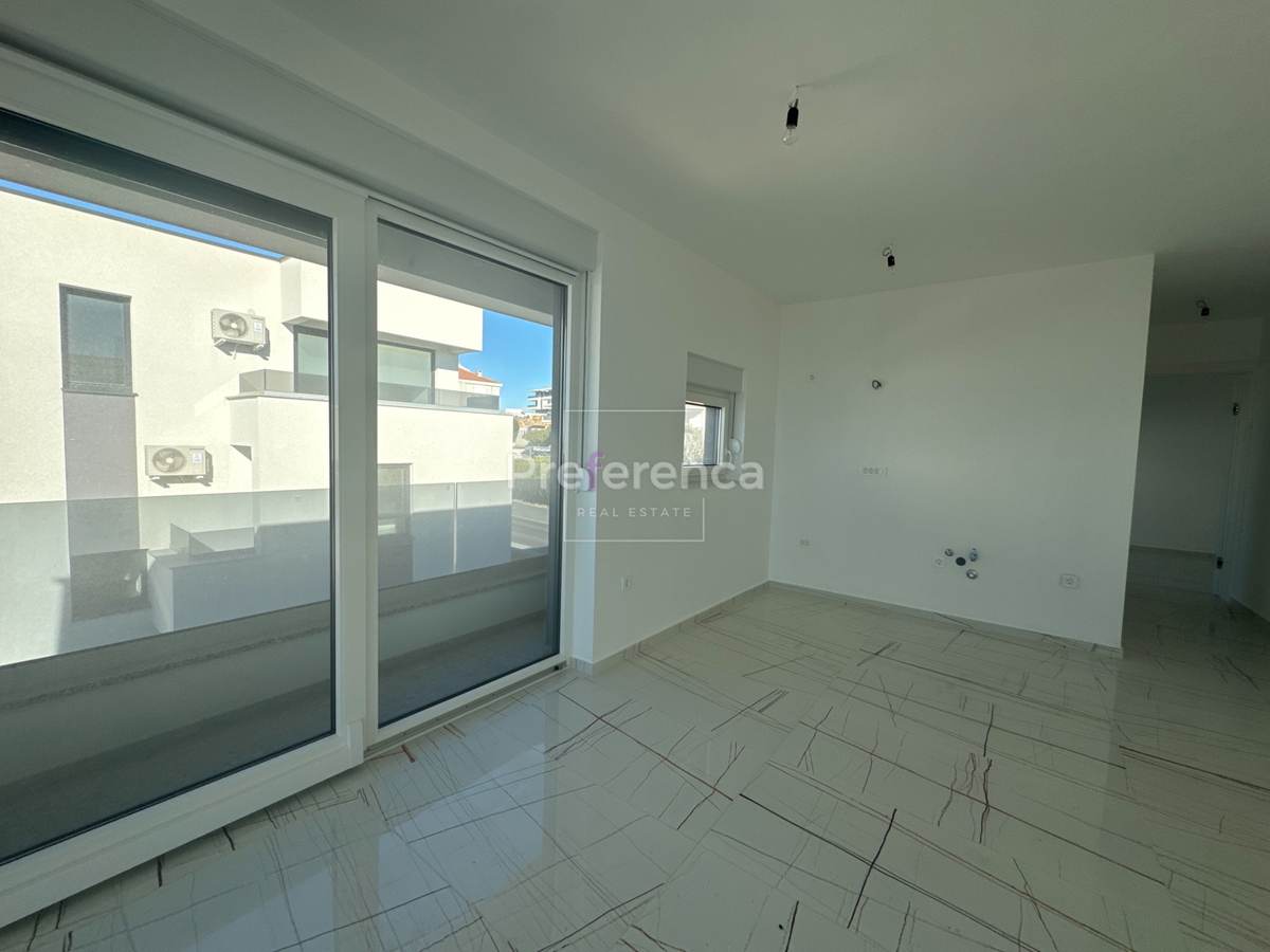 Novalja - appartamento con una camera da letto al secondo piano