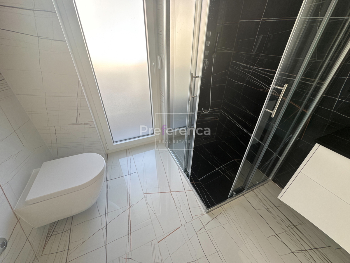 Novalja - appartamento con una camera da letto al secondo piano