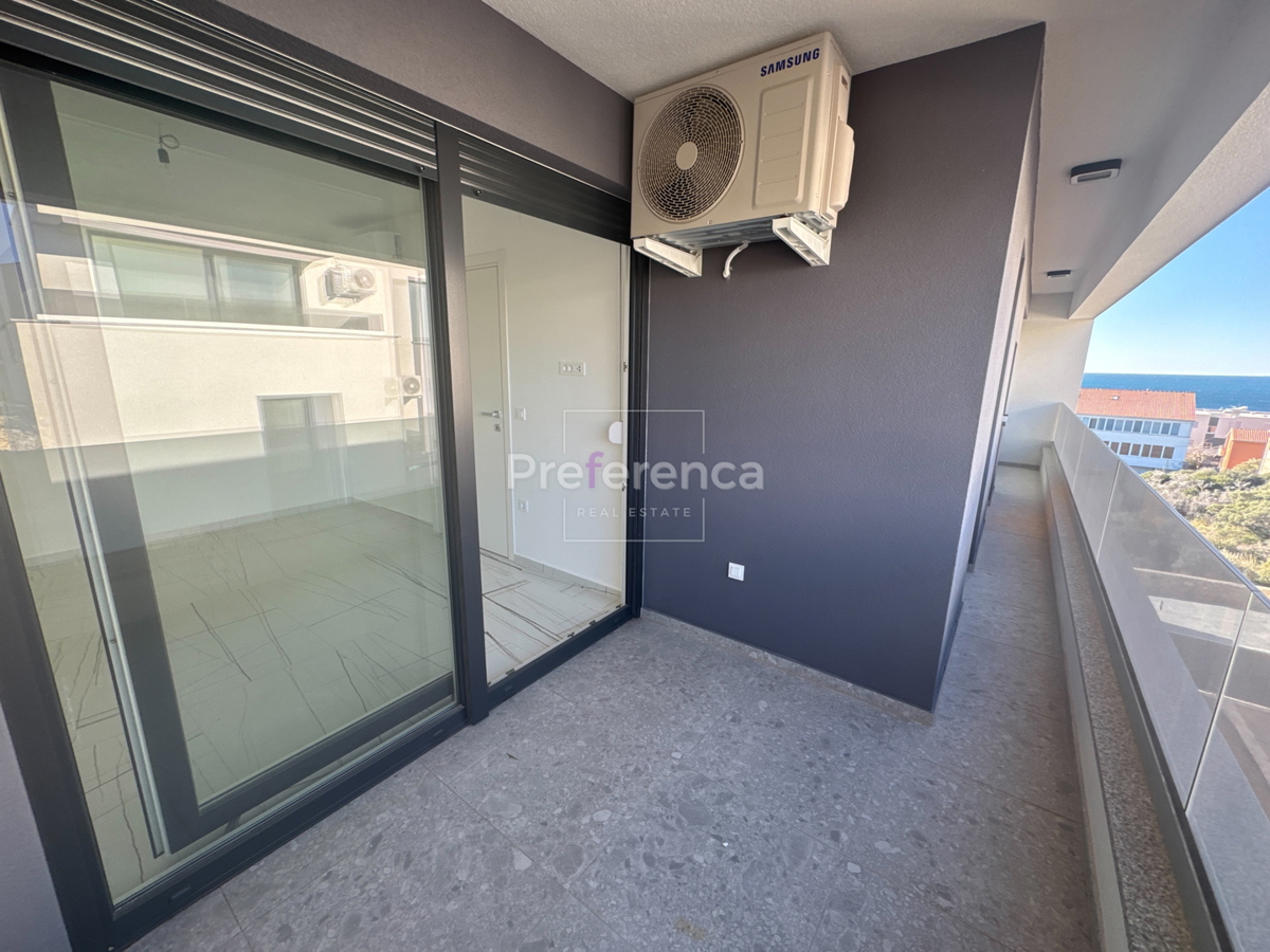 Novalja - appartamento con una camera da letto al secondo piano