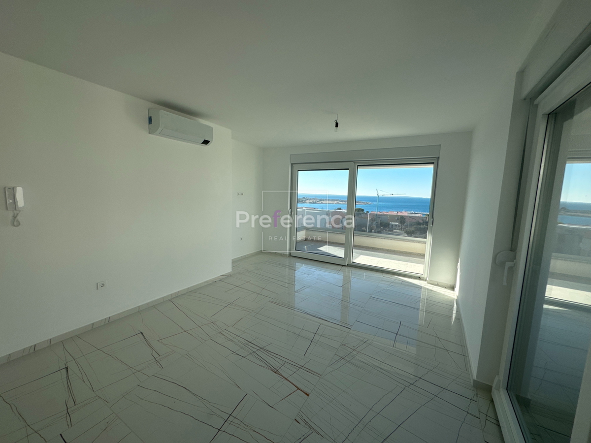 Novalja - appartamento con una camera da letto al secondo piano