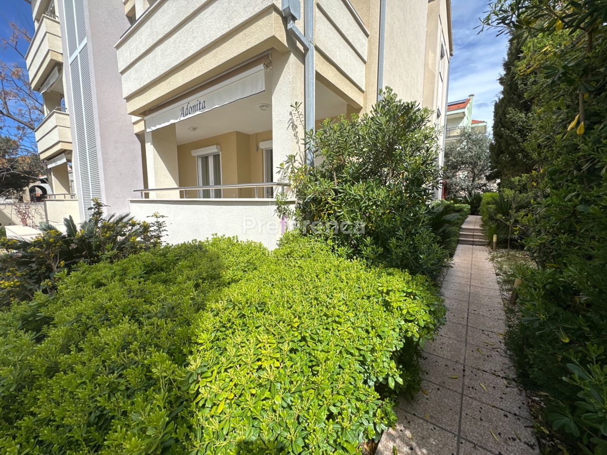 Novalja - posizione eccellente - appartamento con piscina