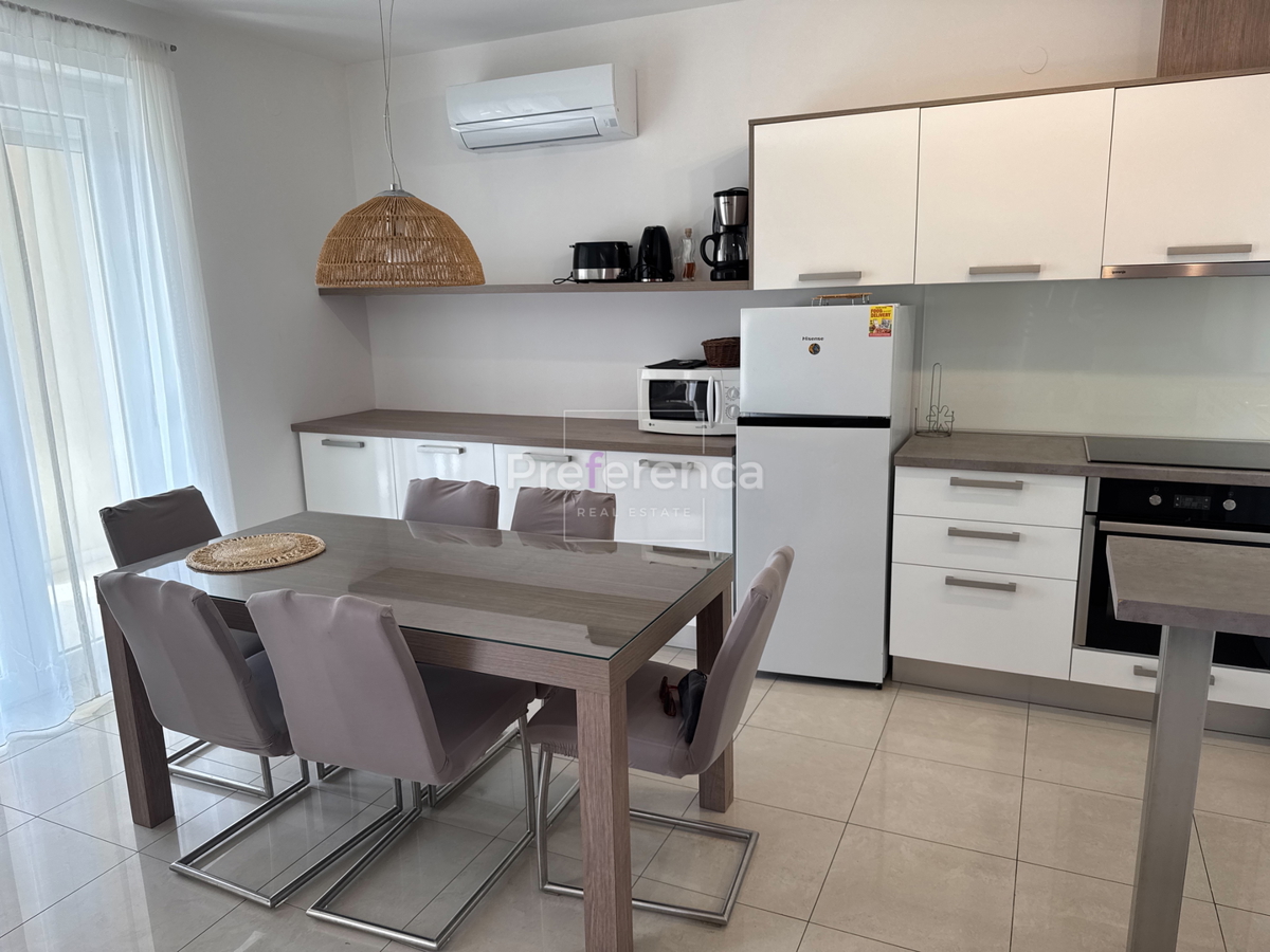 Novalja - posizione eccellente - appartamento con piscina