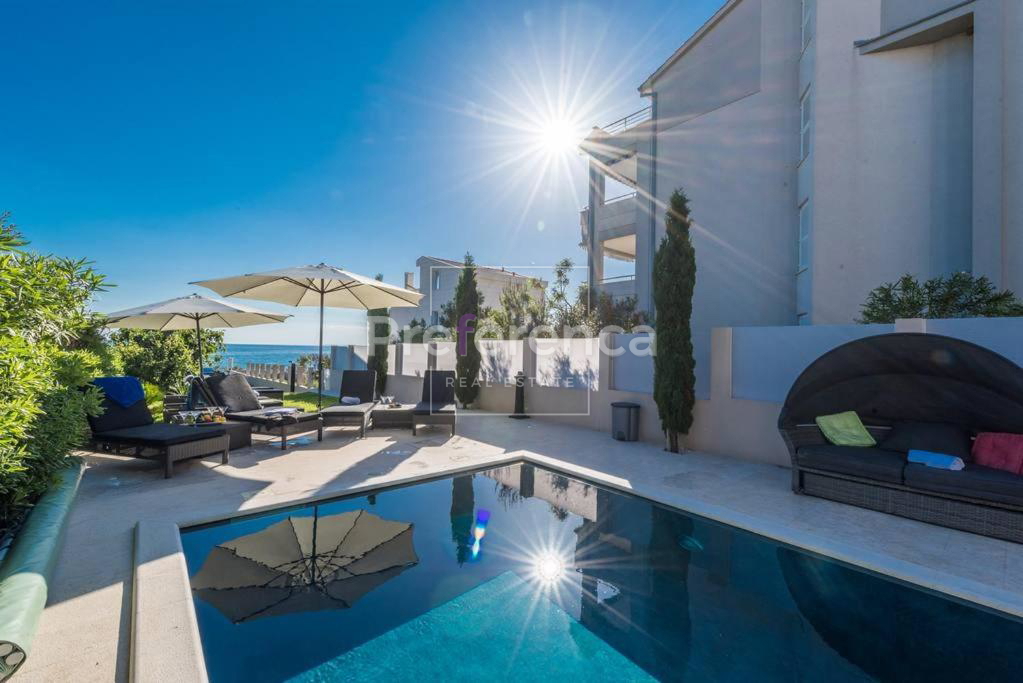 Novalja - posizione eccellente - appartamento con piscina