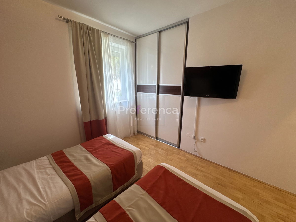 Novalja - posizione eccellente - appartamento con piscina