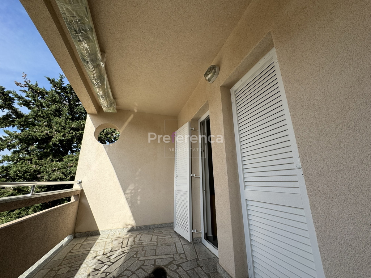 Novalja - due appartamenti - intero piano