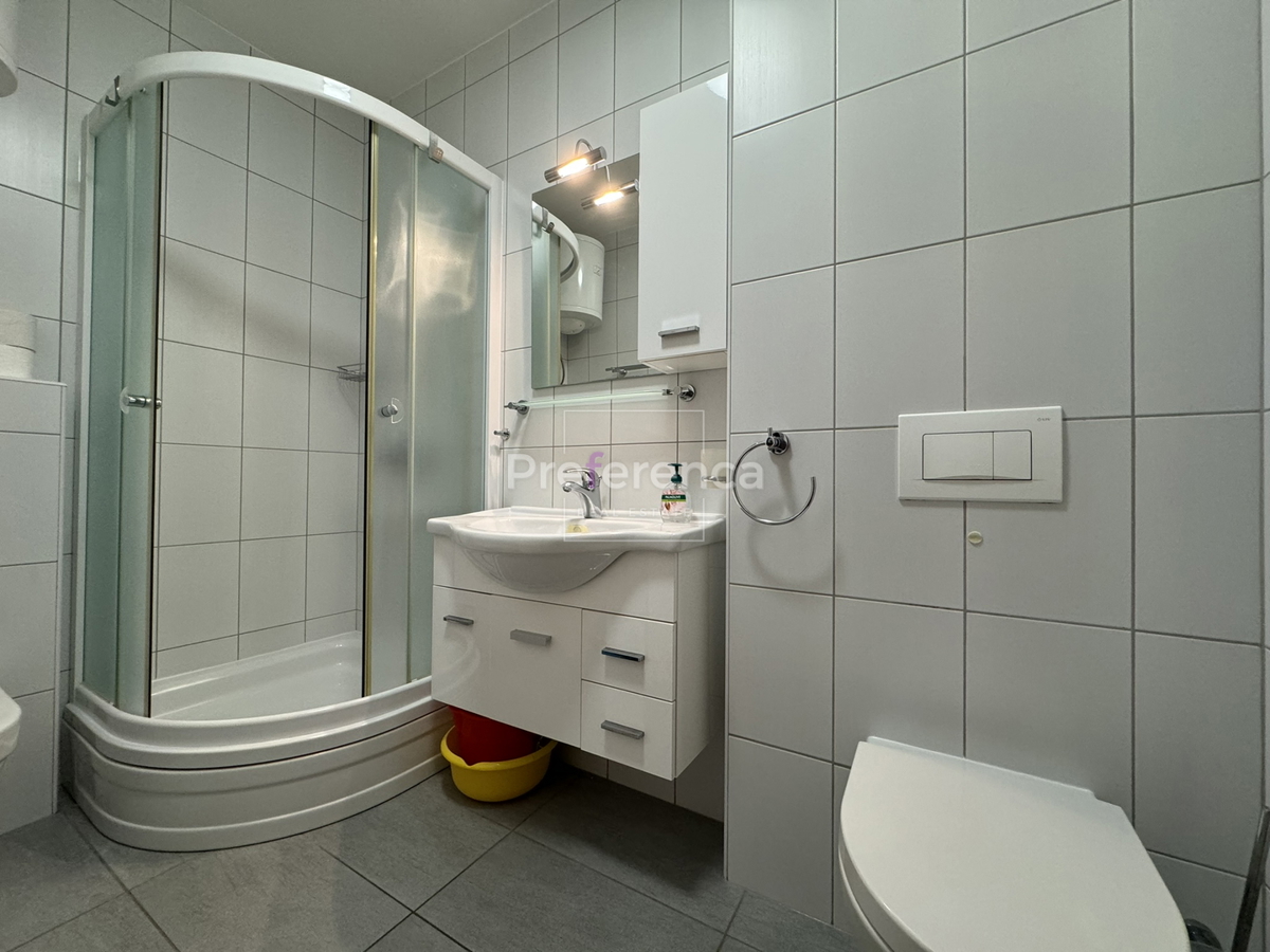 Novalja - due appartamenti - intero piano