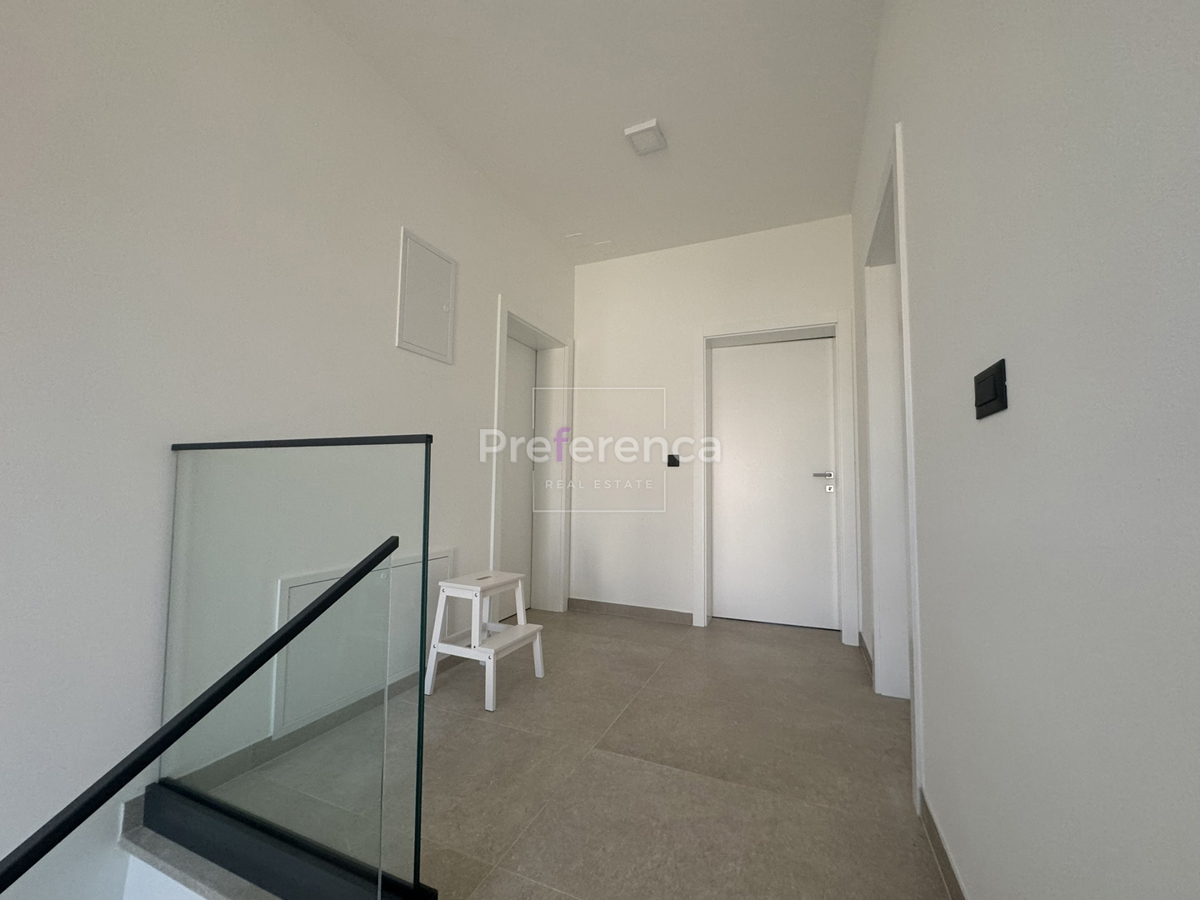 Mandre - villa lussuosa con piscina