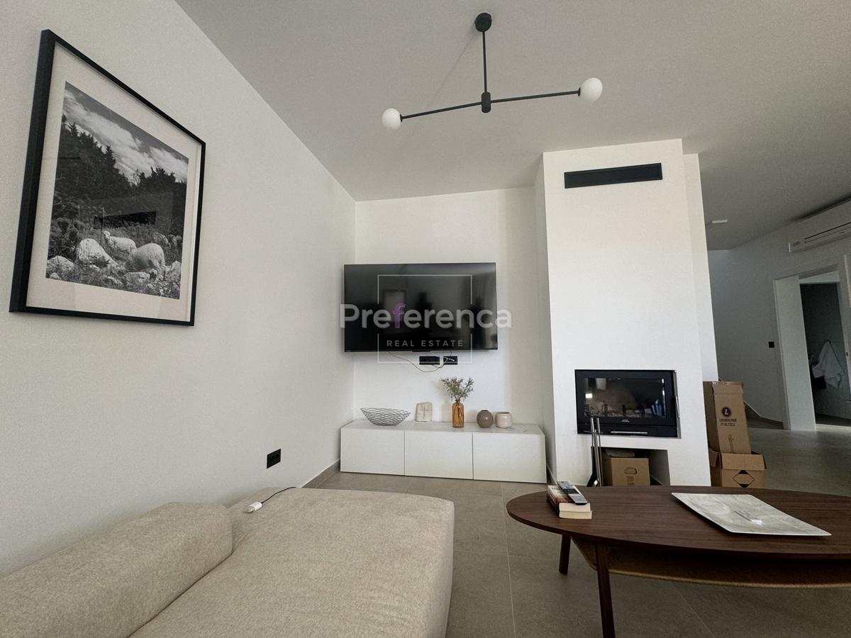 Mandre - villa lussuosa con piscina