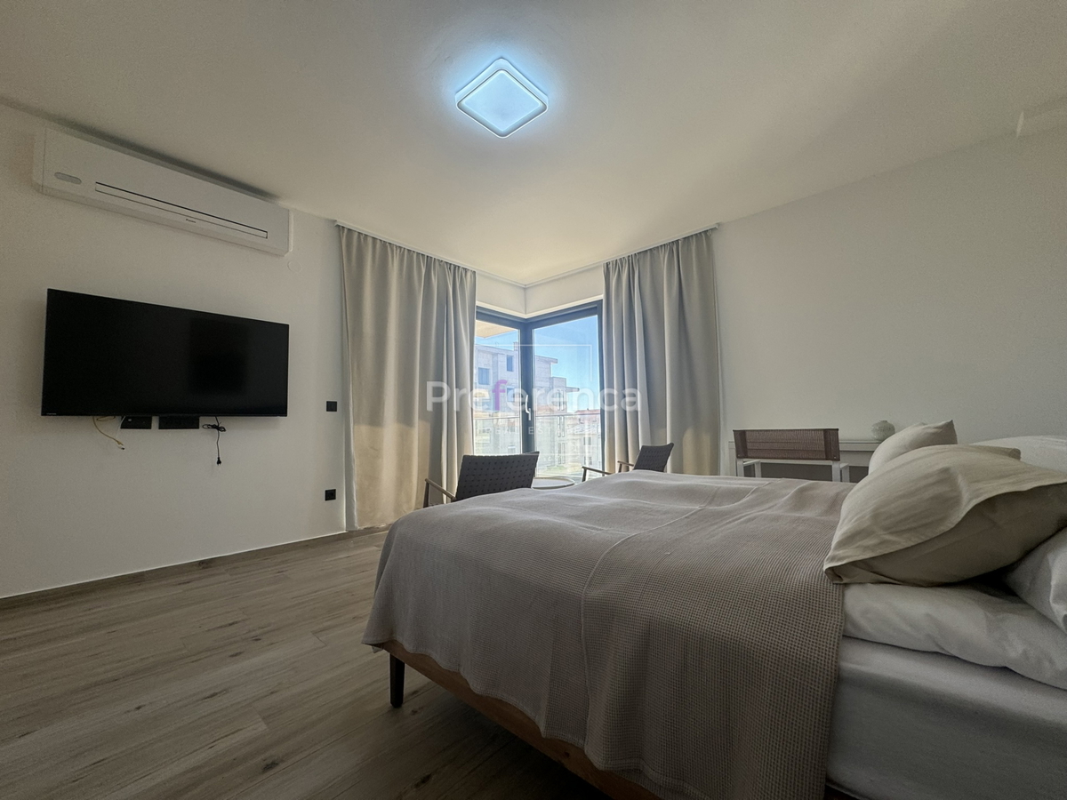 Mandre - villa lussuosa con piscina