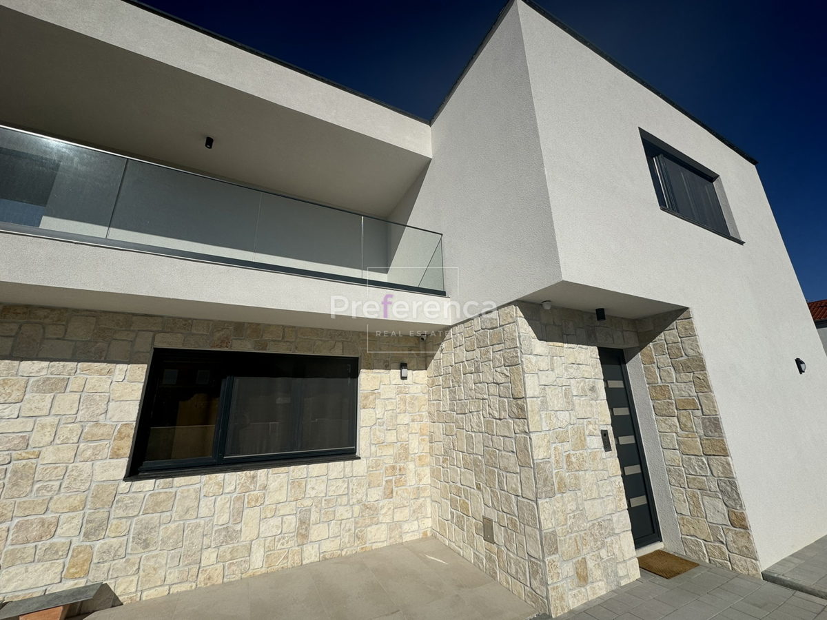 Mandre - villa lussuosa con piscina