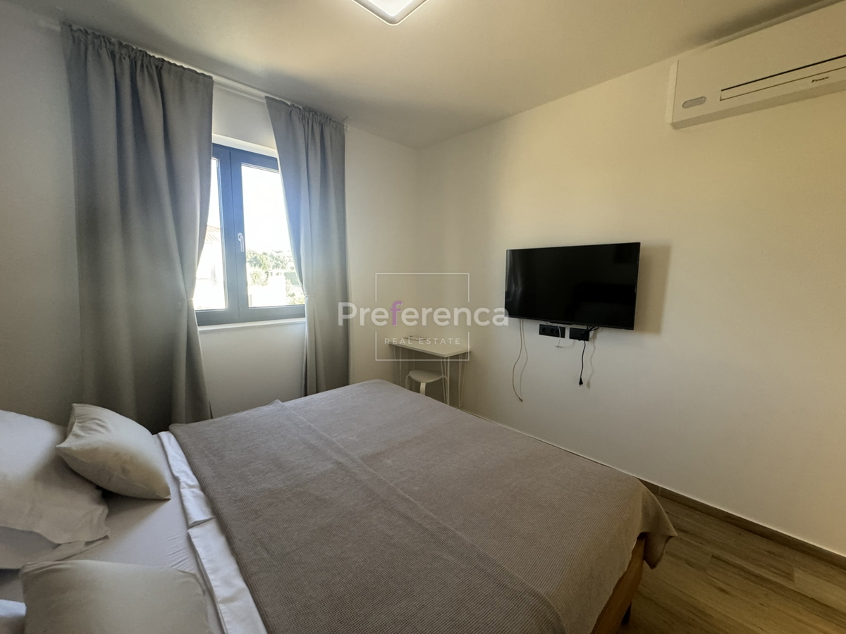 Mandre - villa lussuosa con piscina