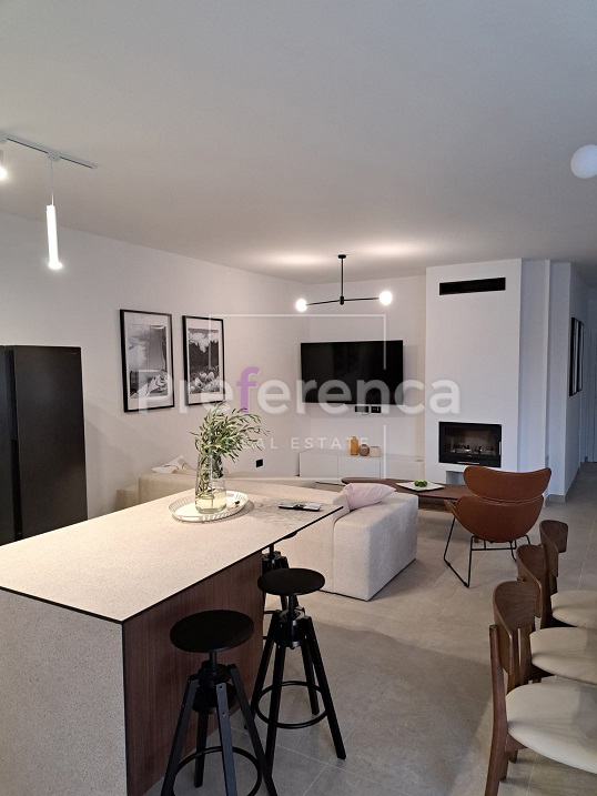 Mandre - villa lussuosa con piscina