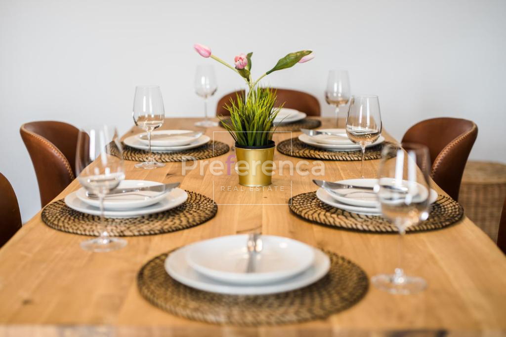 Dabovi stani, Novalja - villa con piscina + terreno con progetto