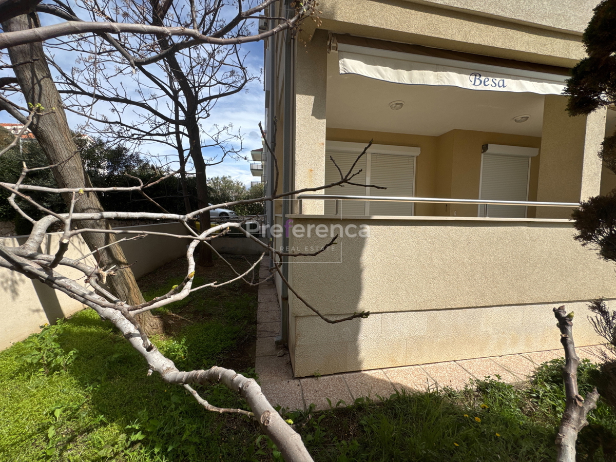 Novalja - appartamento bilocale al piano terra - SECONDA FILA DAL MARE