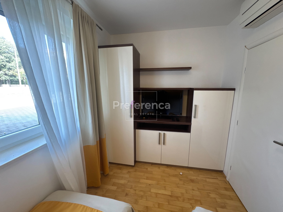 Novalja - appartamento bilocale al piano terra - SECONDA FILA DAL MARE