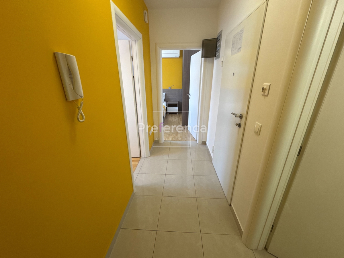 Novalja - appartamento bilocale al piano terra - SECONDA FILA DAL MARE