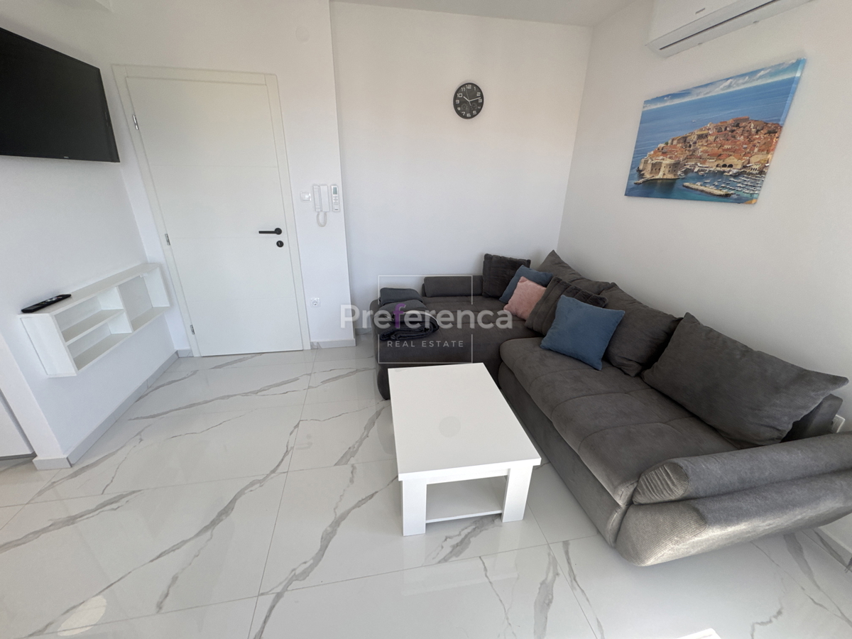 Novalja - appartamento con due camere al primo piano