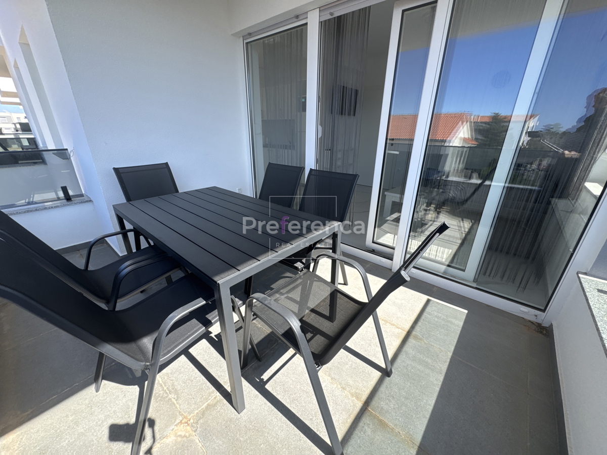 Novalja - appartamento con due camere al primo piano