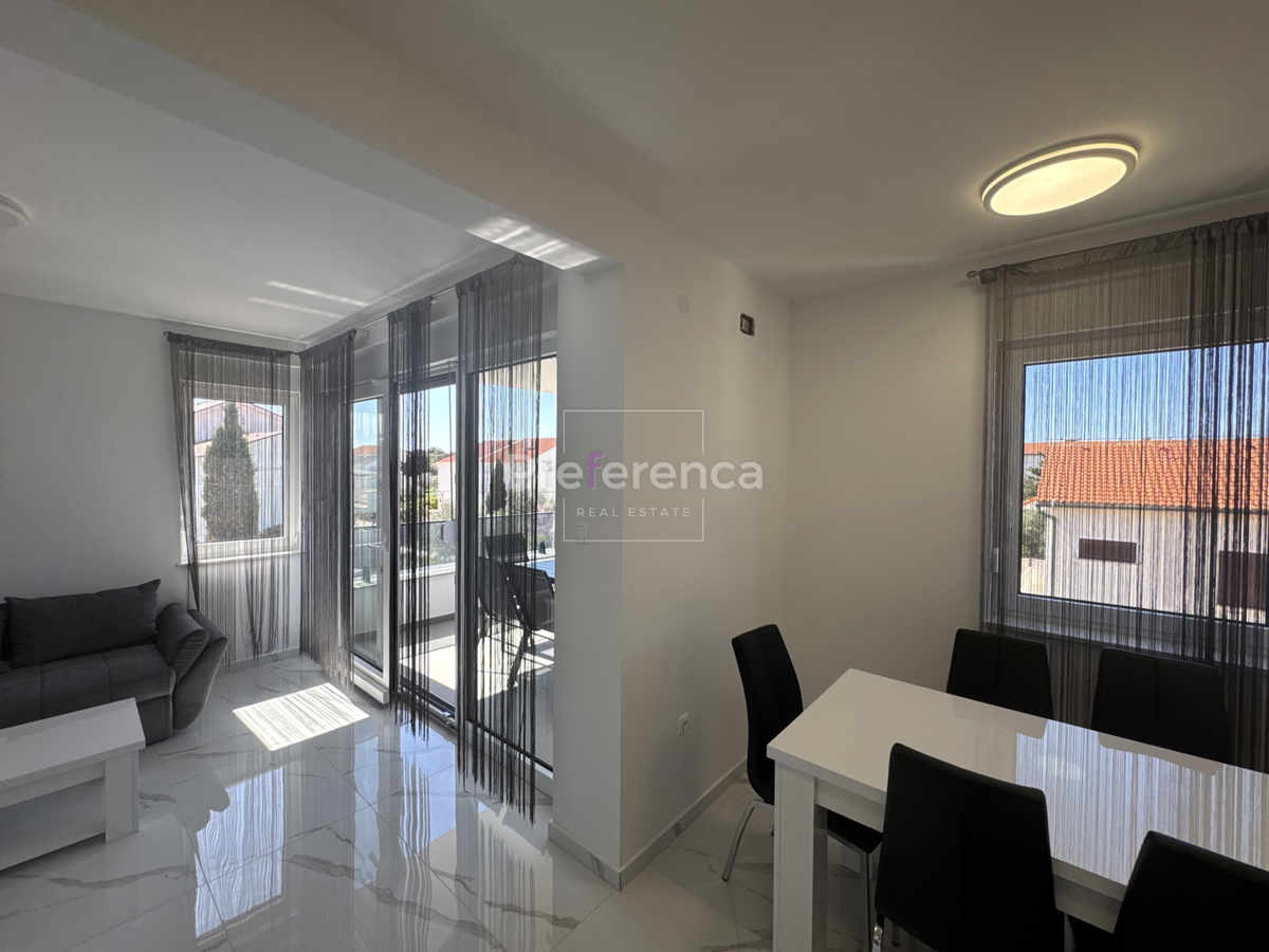 Novalja - appartamento con due camere al primo piano