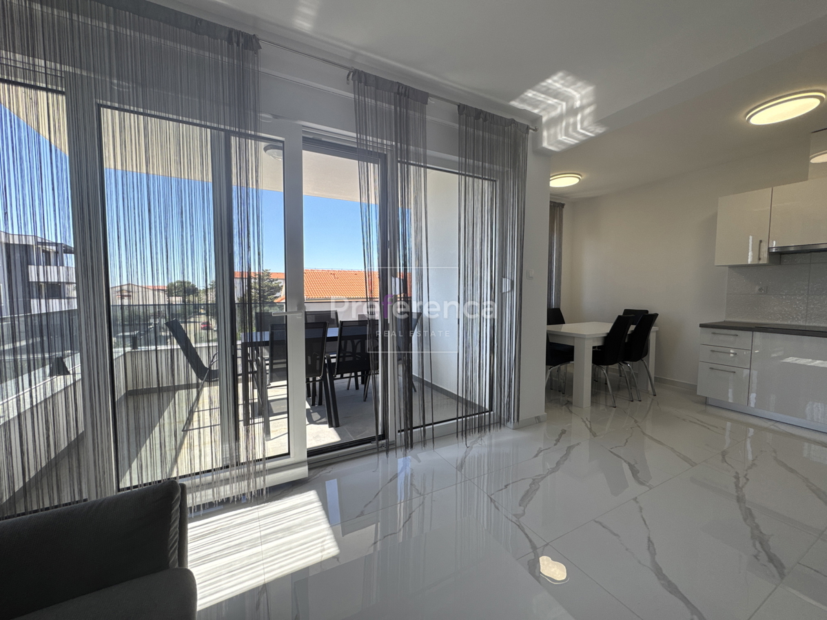 Novalja - appartamento con due camere al primo piano