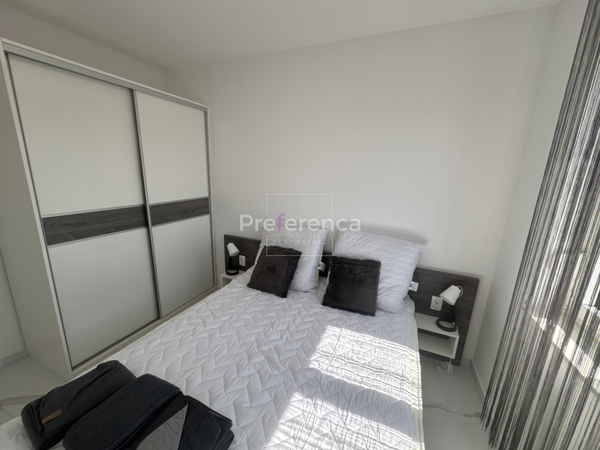 Novalja - appartamento con due camere al primo piano