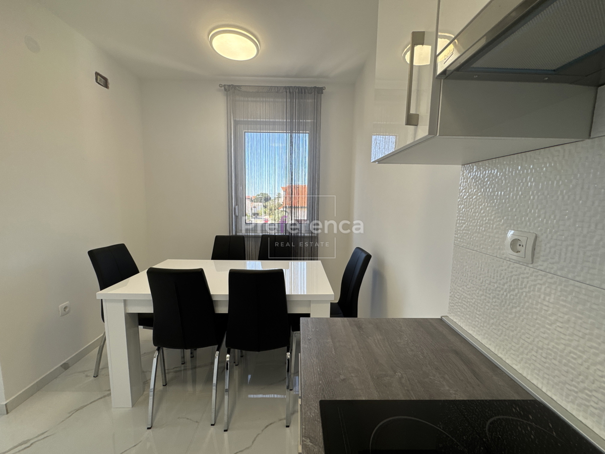 Novalja - appartamento con due camere al primo piano