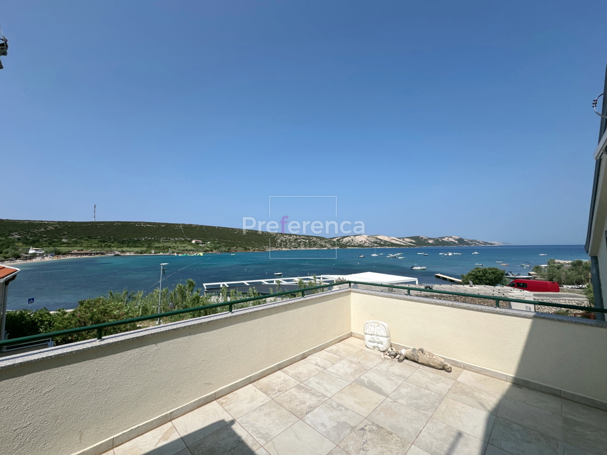 Stara Novalja - monolocale in prima fila sul mare