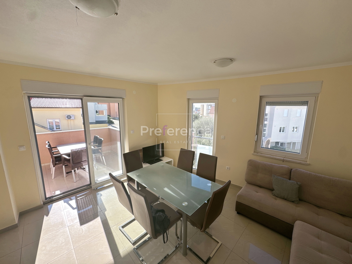 Novalja - appartamento con due camere al primo piano