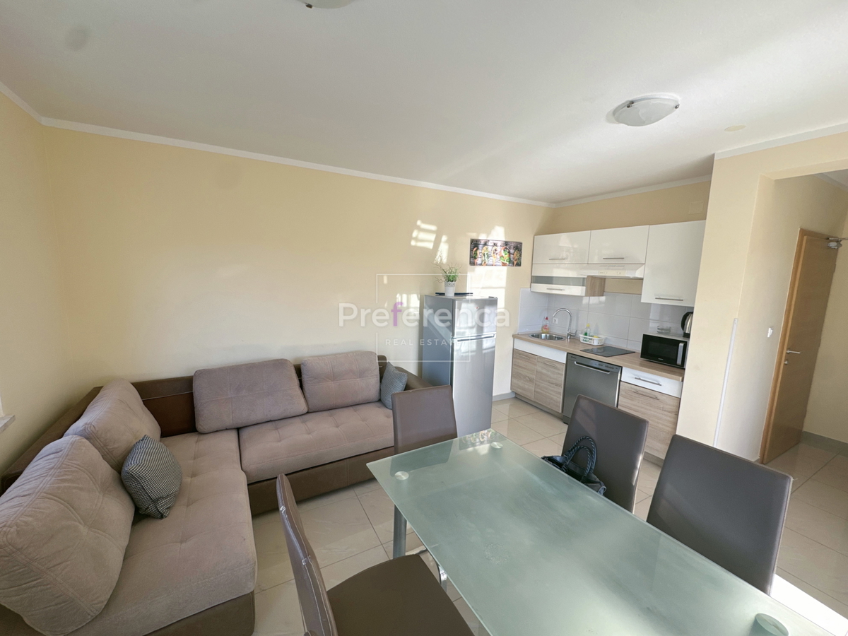 Novalja - appartamento con due camere al primo piano