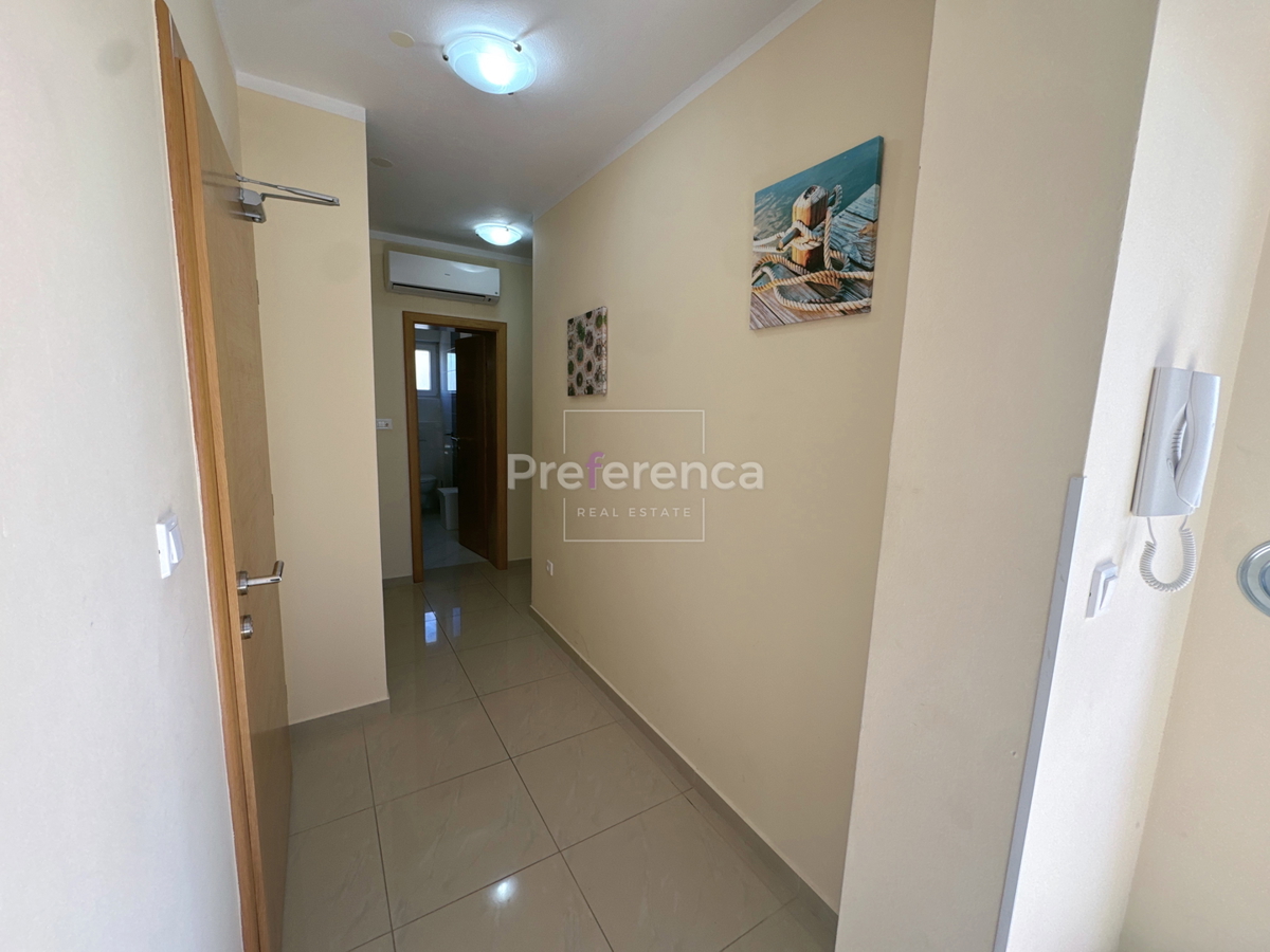 Novalja - appartamento con due camere al primo piano