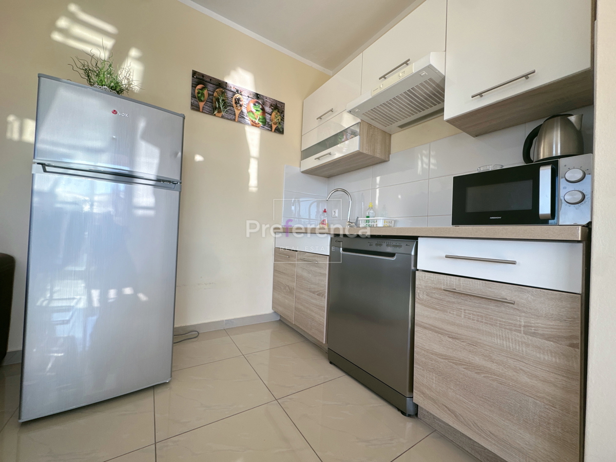 Novalja - appartamento con due camere al primo piano