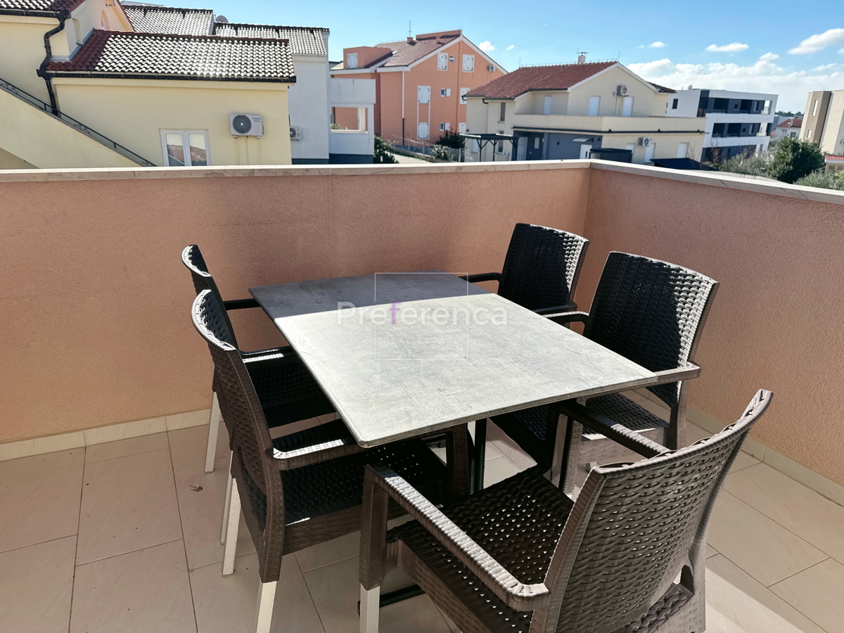 Novalja - appartamento con due camere al primo piano