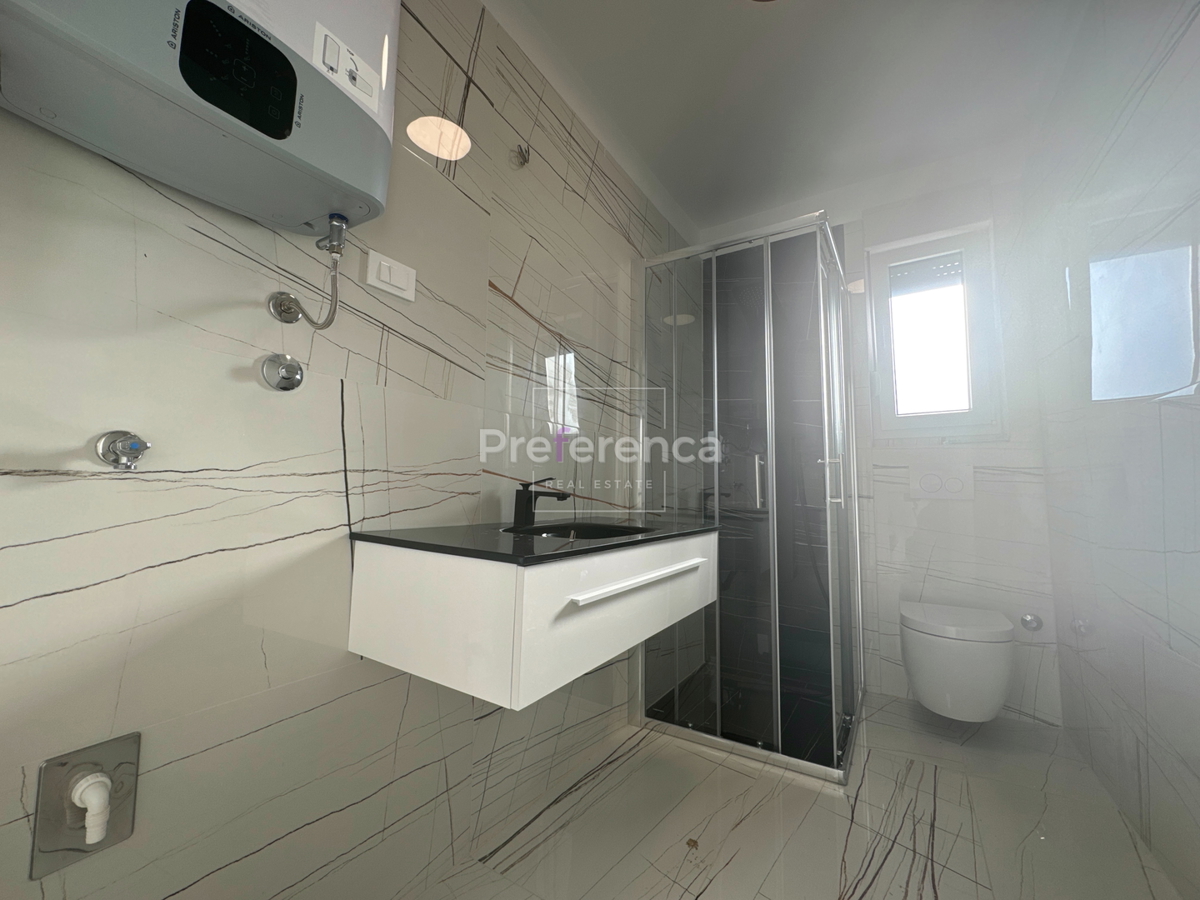 Novalja - Appartamento con due camere da letto e giardino