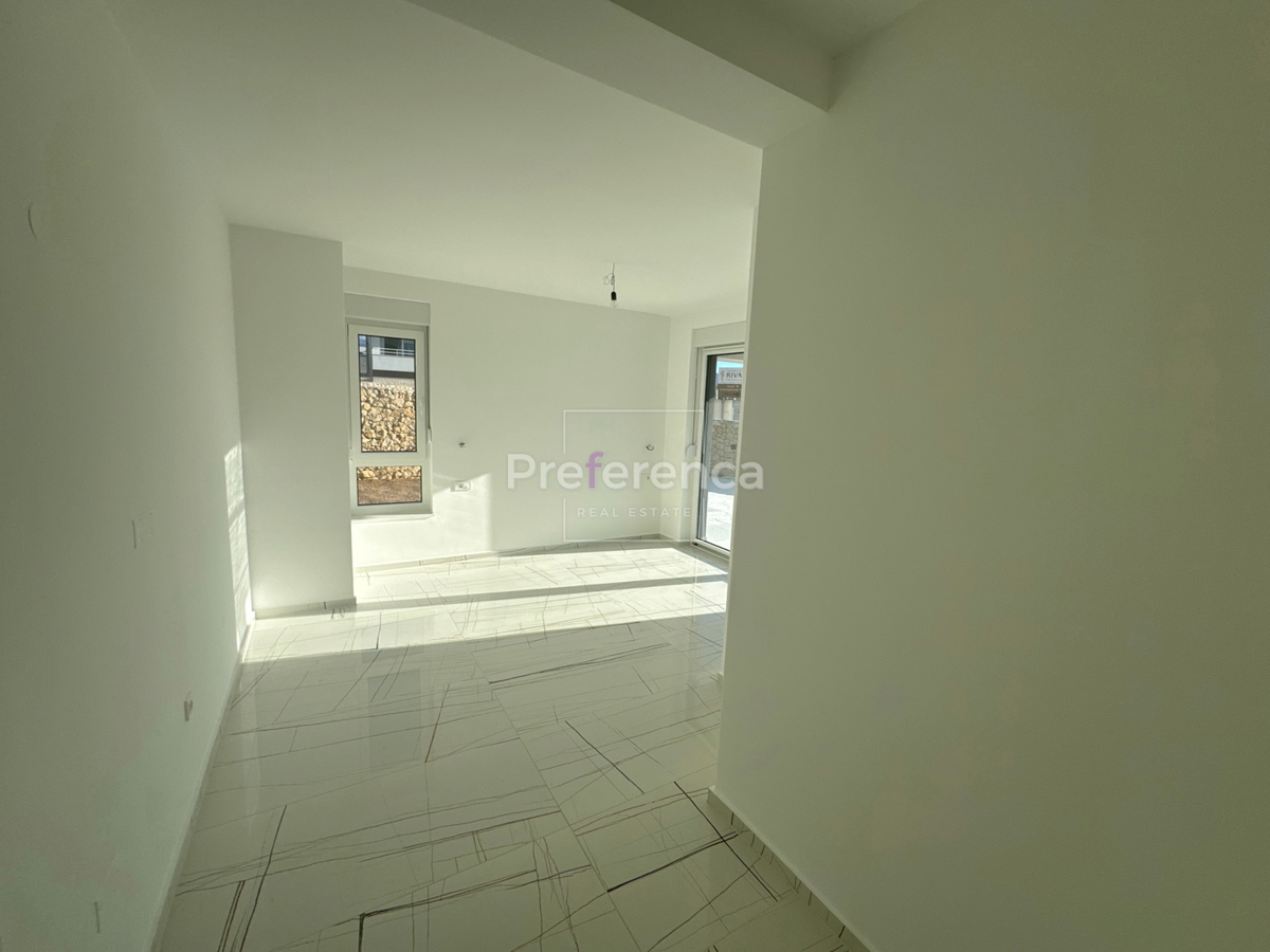 Novalja - Appartamento con due camere da letto e giardino