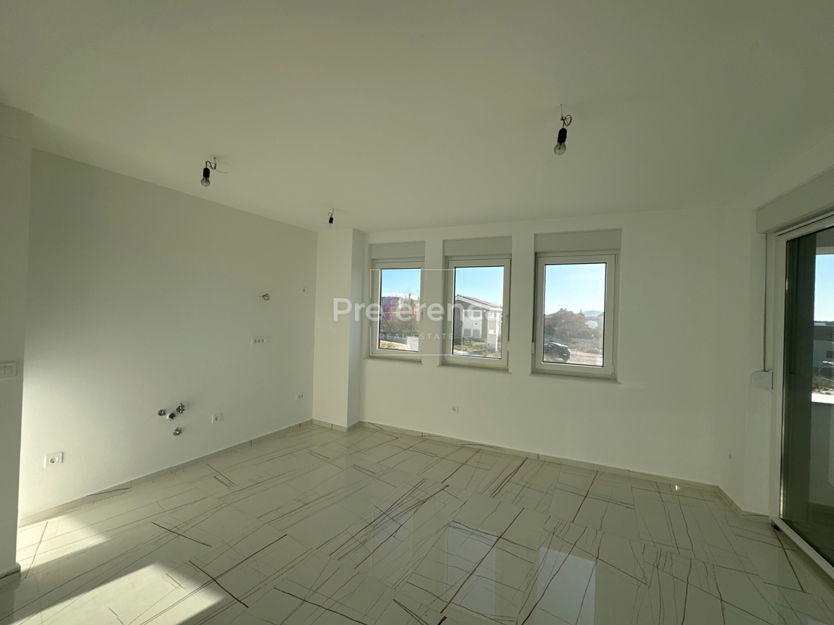 Novalja - Appartamento con due camere da letto e giardino