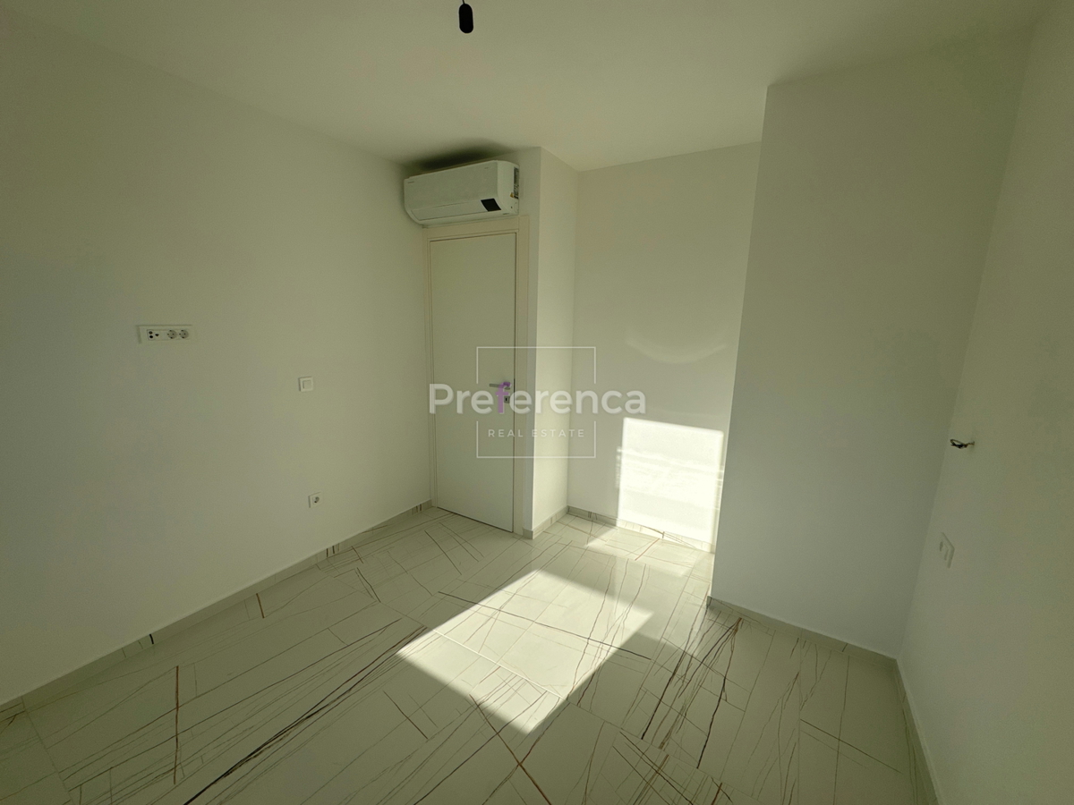 Novalja - Appartamento con due camere da letto e giardino