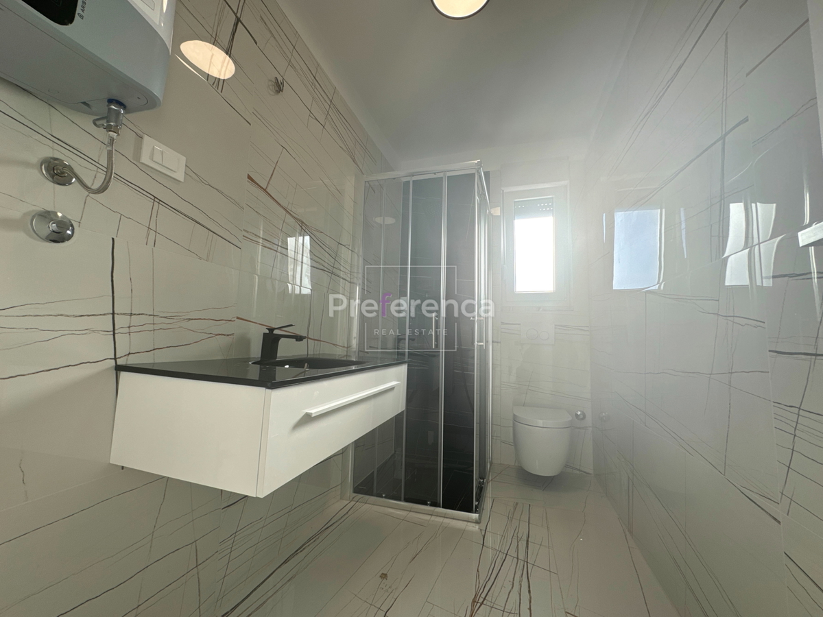 Novalja - Appartamento con due camere da letto e giardino