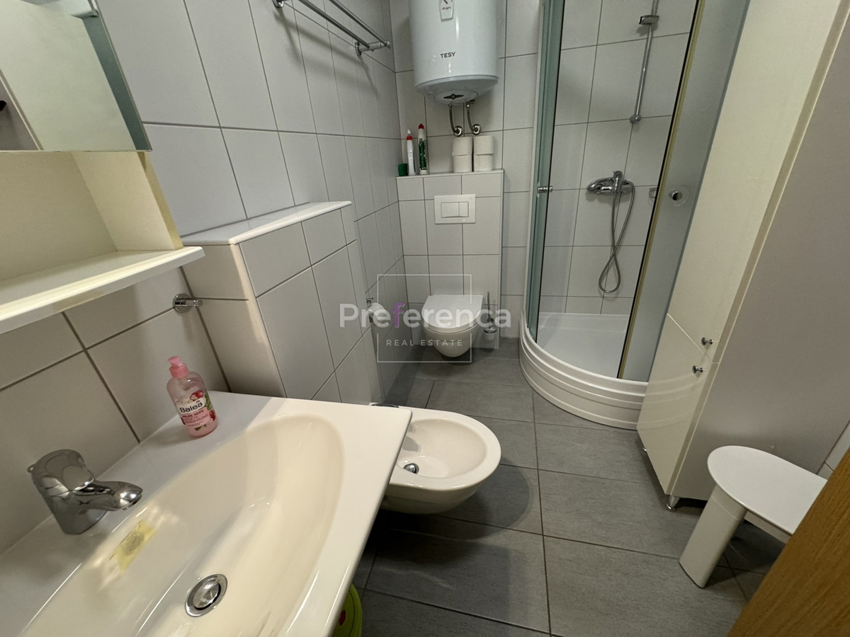 Novalja - due appartamenti - intero piano