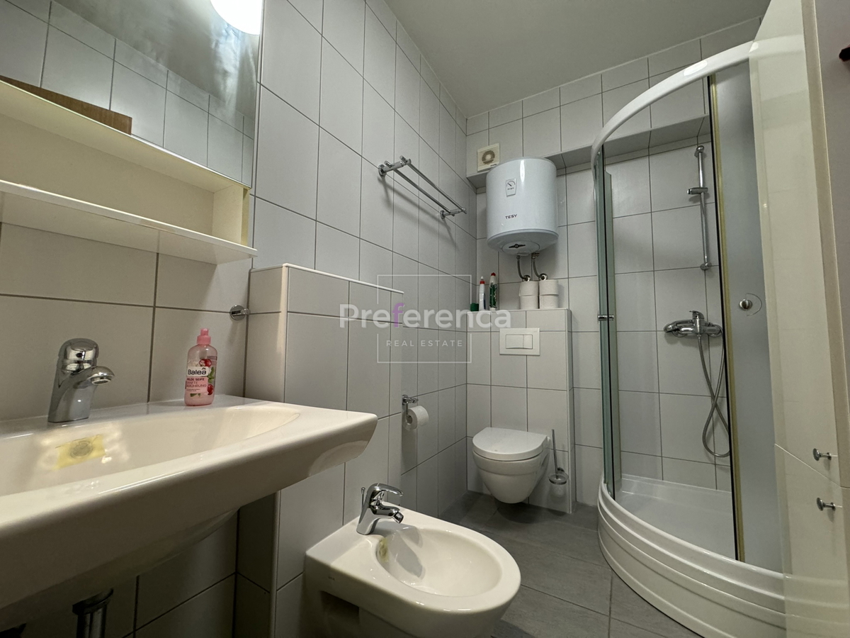 Novalja - due appartamenti - intero piano