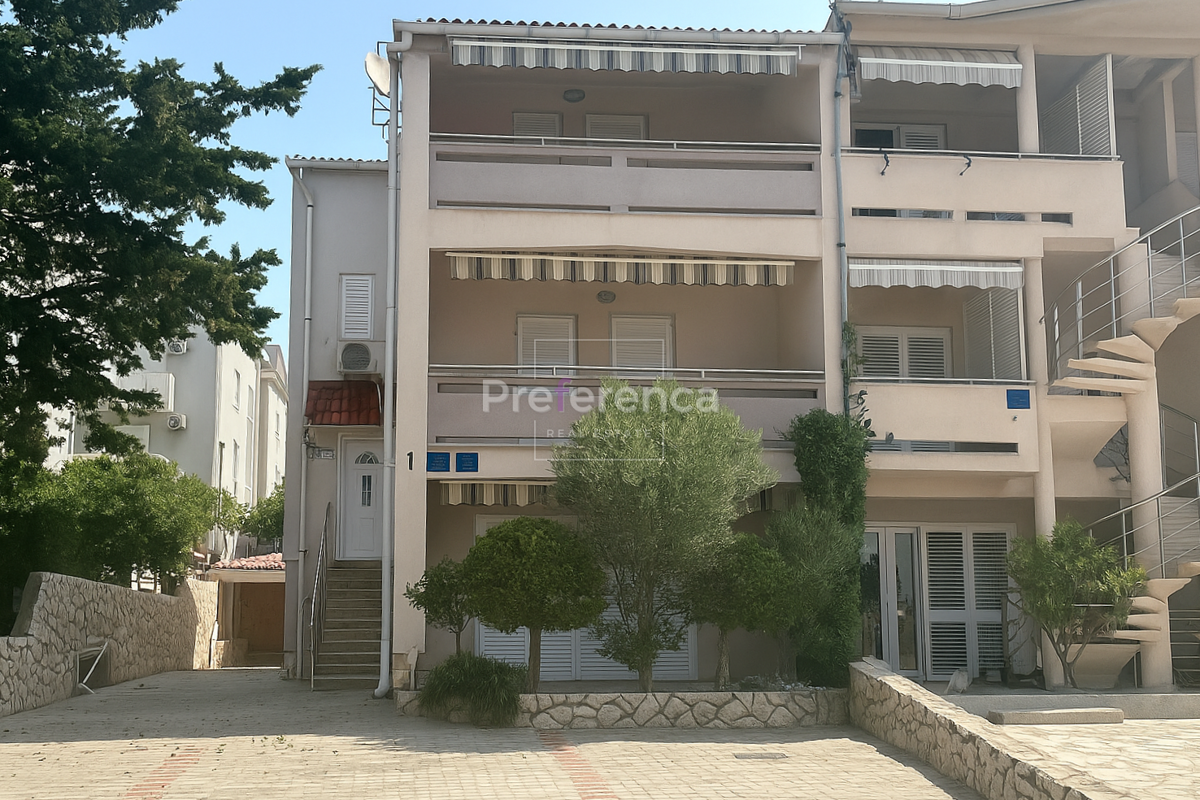 Novalja - due appartamenti - intero piano