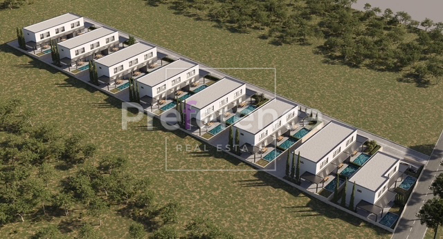 Mandre - appartamento su due piani con giardino