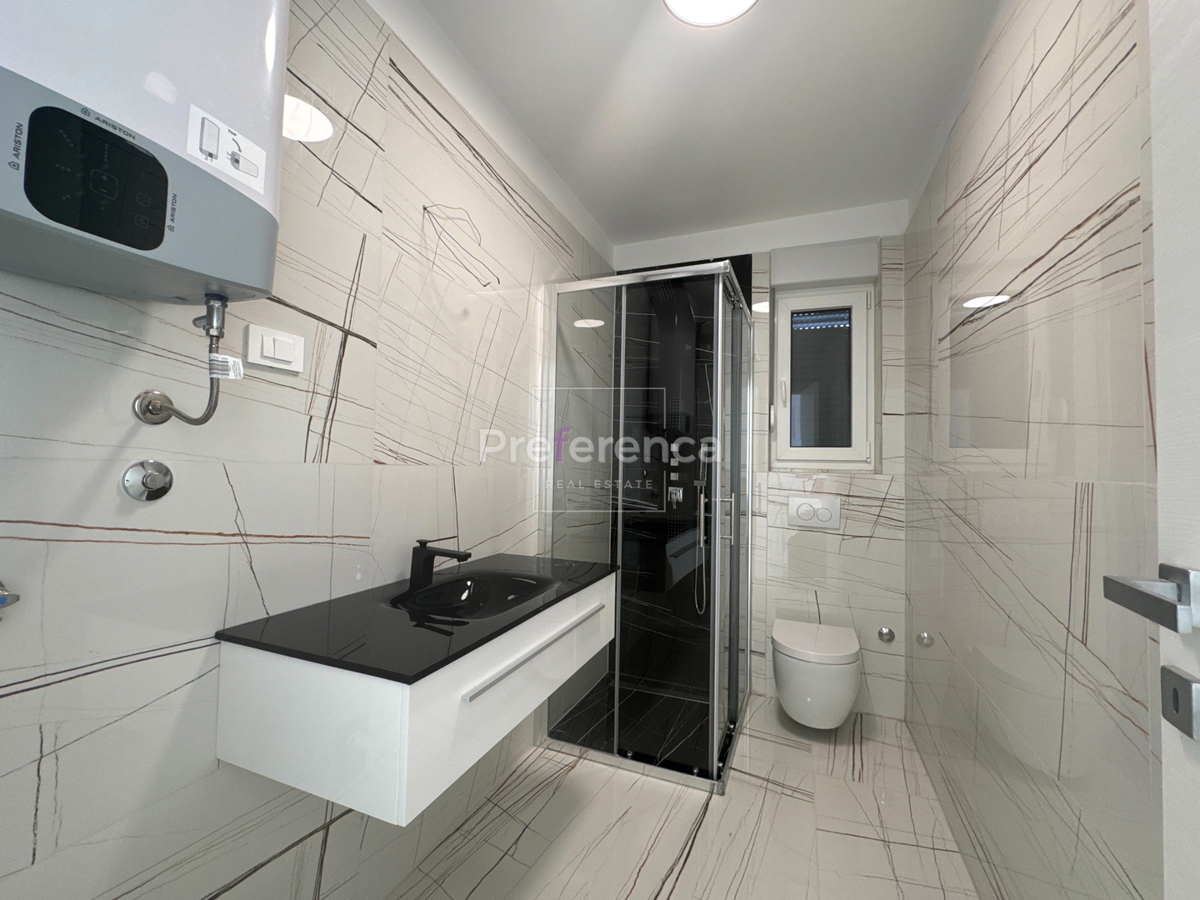 Novalja - appartamento con due camere da letto al primo piano