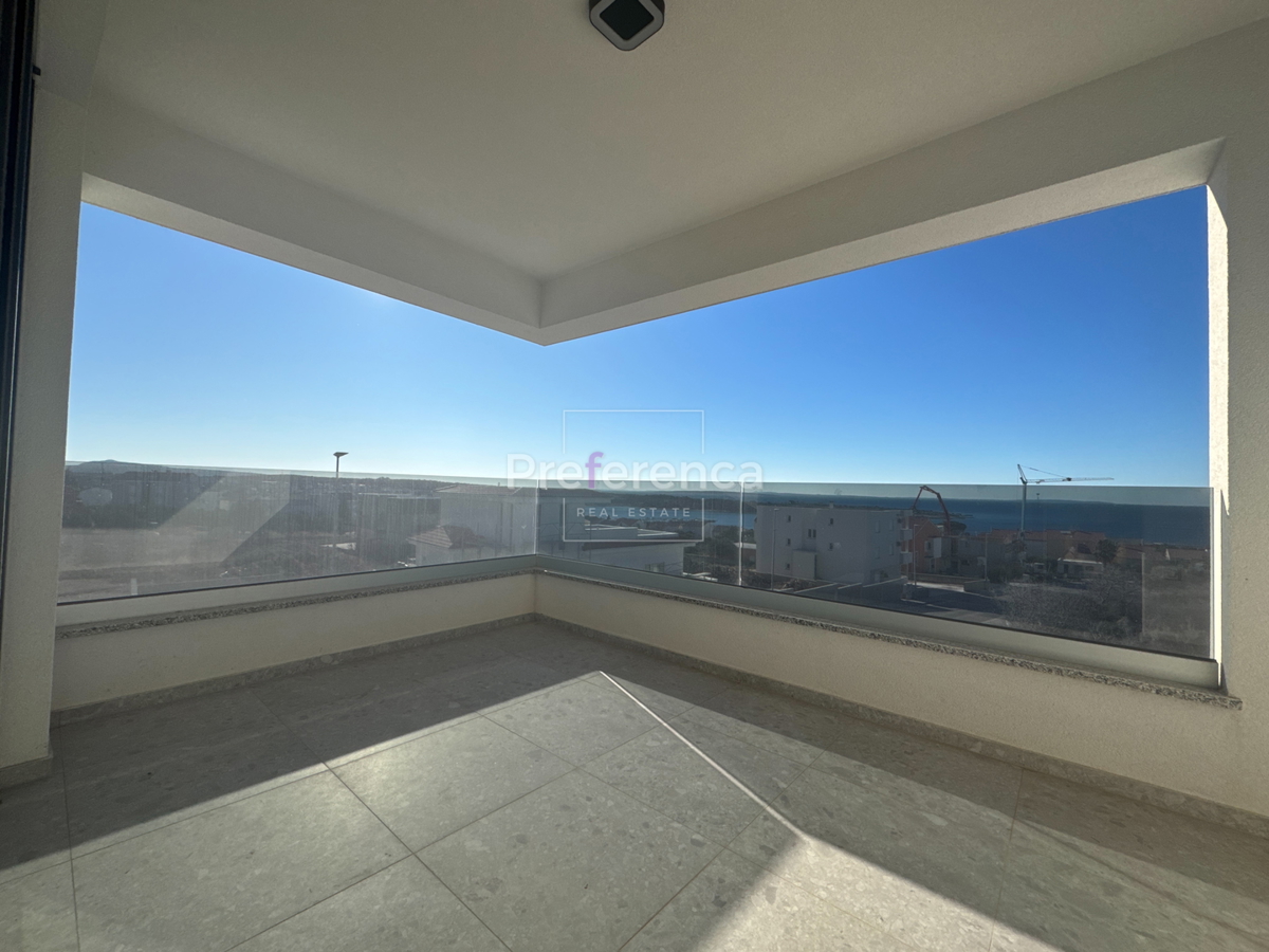 Novalja - appartamento con due camere da letto al primo piano