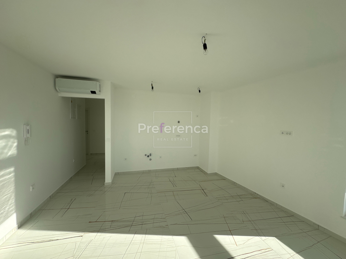 Novalja - appartamento con due camere da letto al primo piano