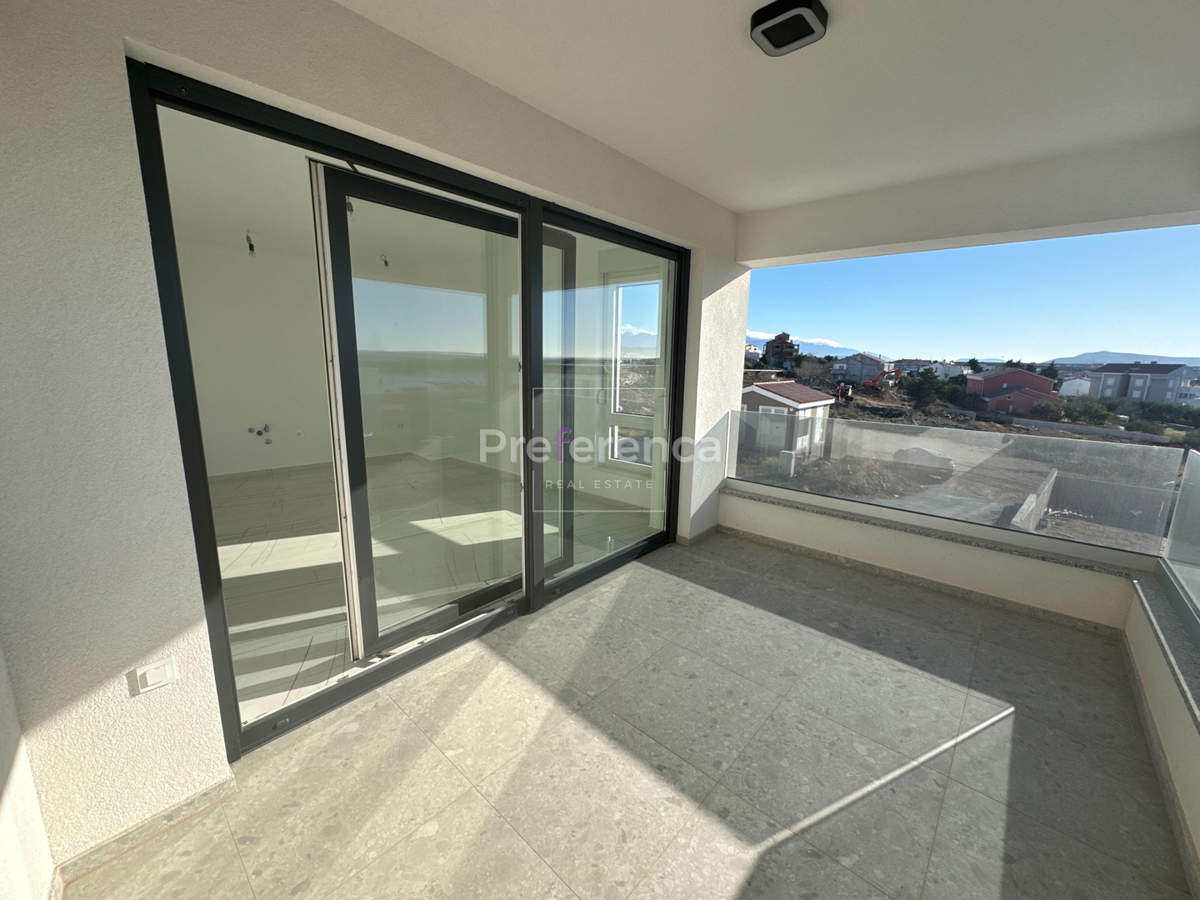 Novalja - appartamento con due camere da letto al primo piano