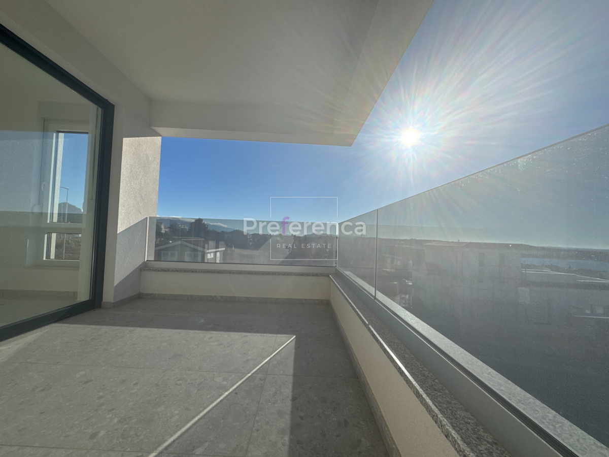 Novalja - appartamento con due camere da letto al primo piano