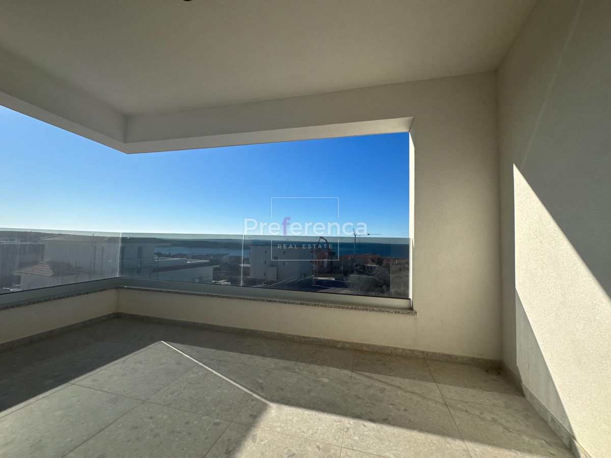 Novalja - appartamento con due camere da letto al primo piano