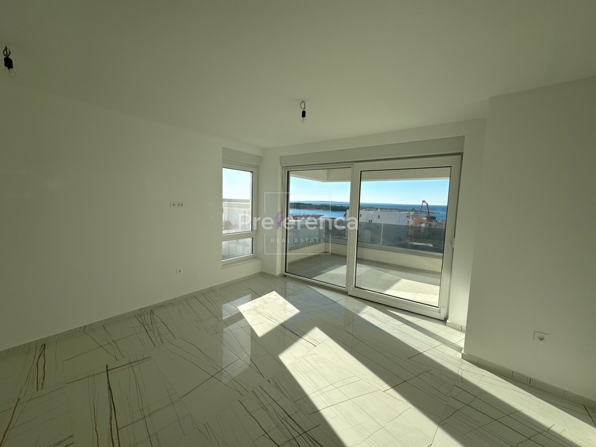 Novalja - appartamento con due camere da letto al primo piano